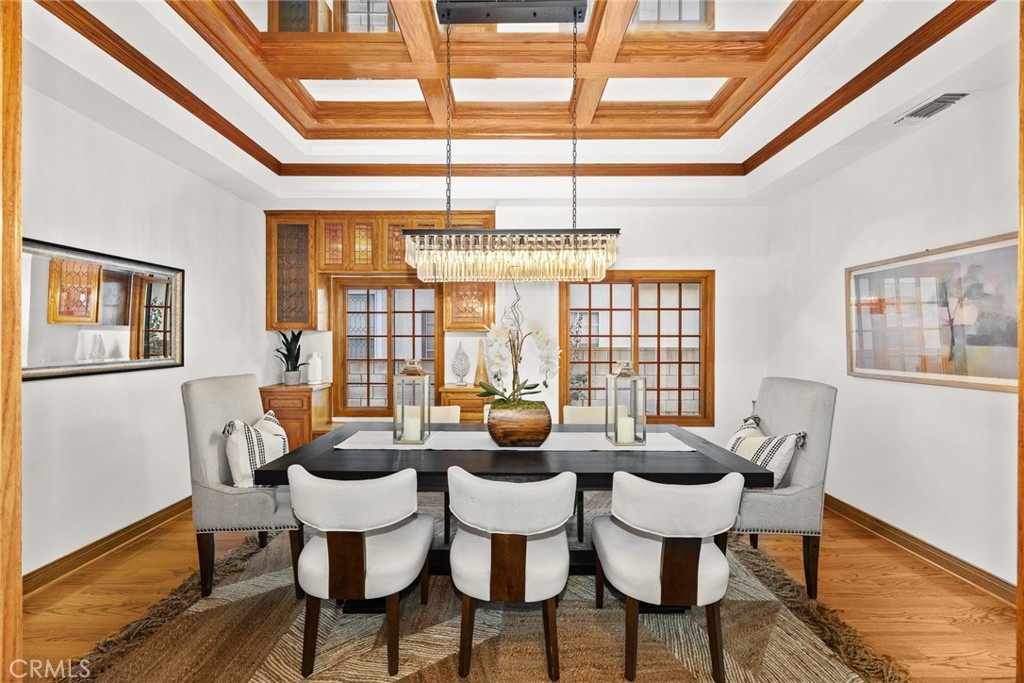 151 E LONGDEN Avenue E