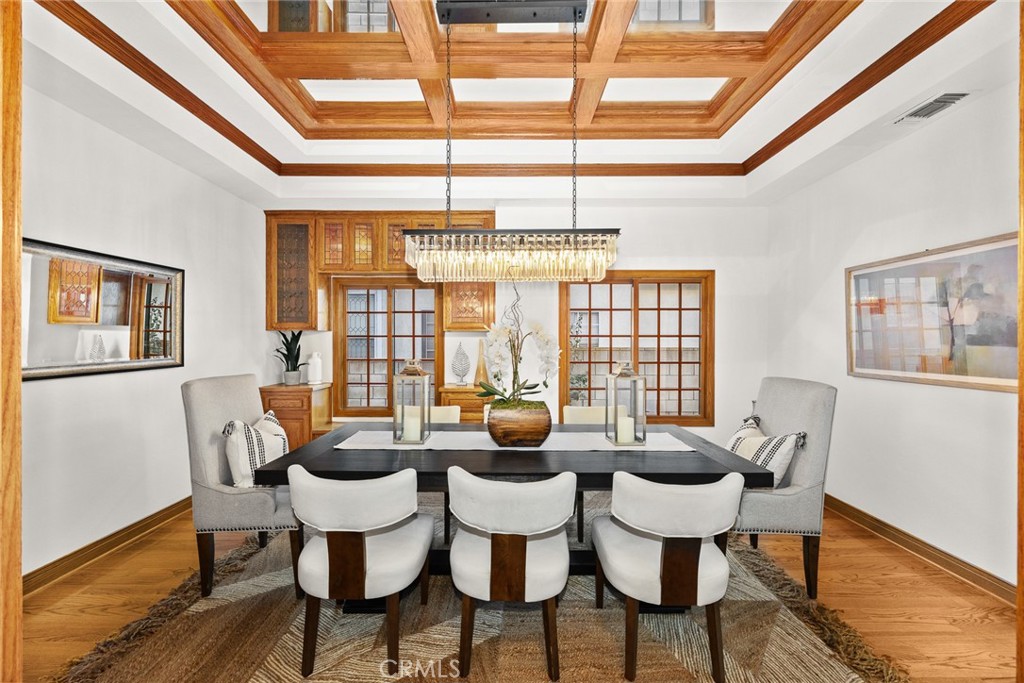 151 E LONGDEN Avenue E