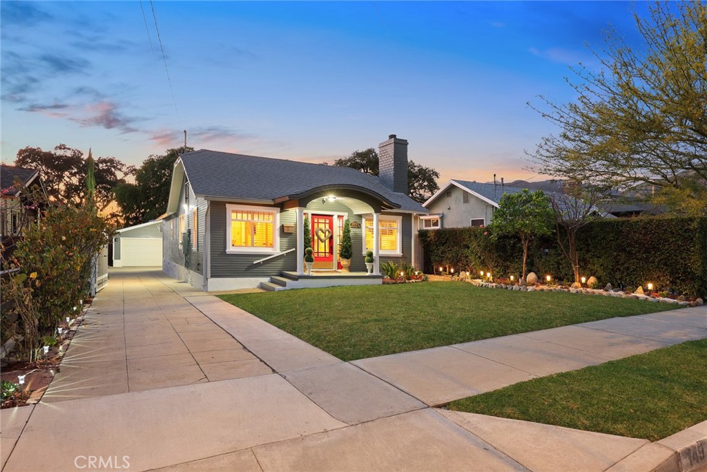 149 GRAND Avenue