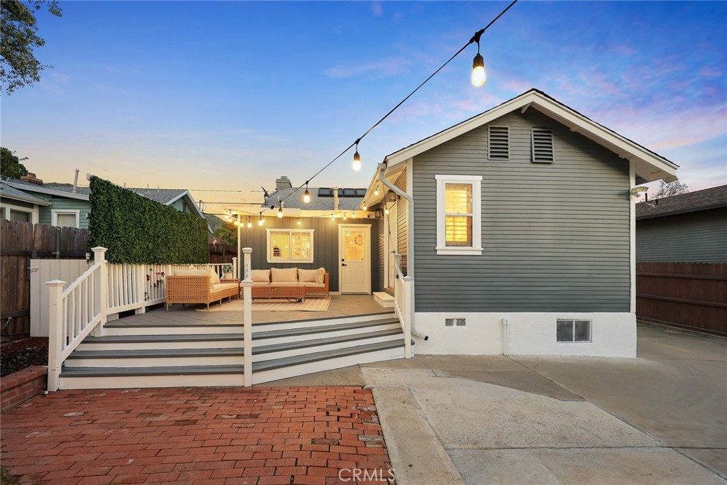 149 GRAND Avenue