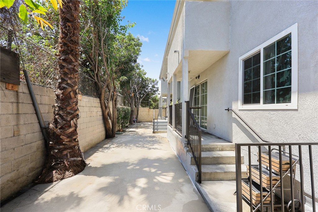 2104 MOZART Street