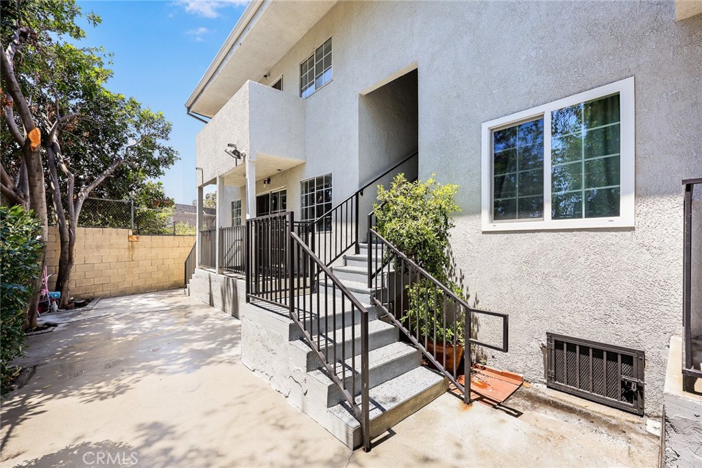 2104 MOZART Street
