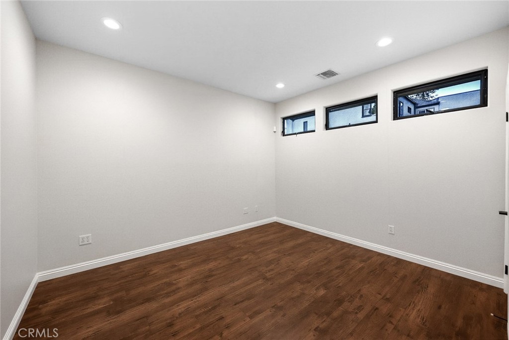 303 E FOOTHILL Boulevard