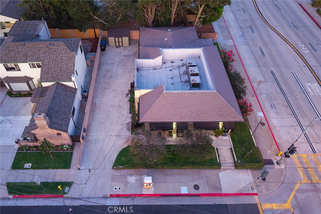 303 E FOOTHILL Boulevard