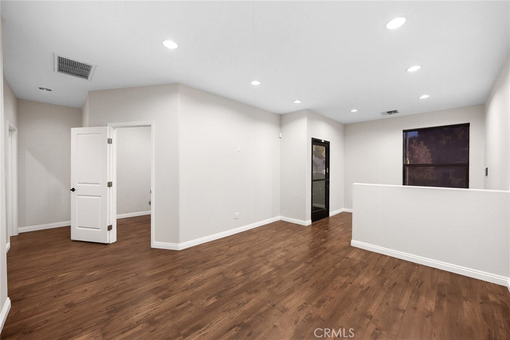 303 E FOOTHILL Boulevard