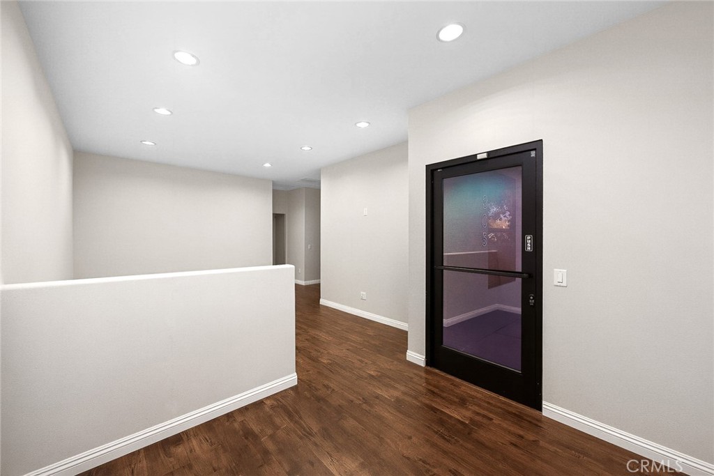 303 E FOOTHILL Boulevard