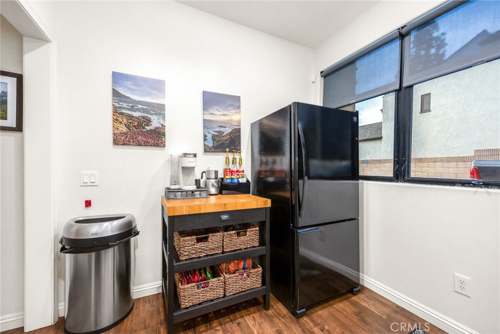 303 E FOOTHILL Boulevard