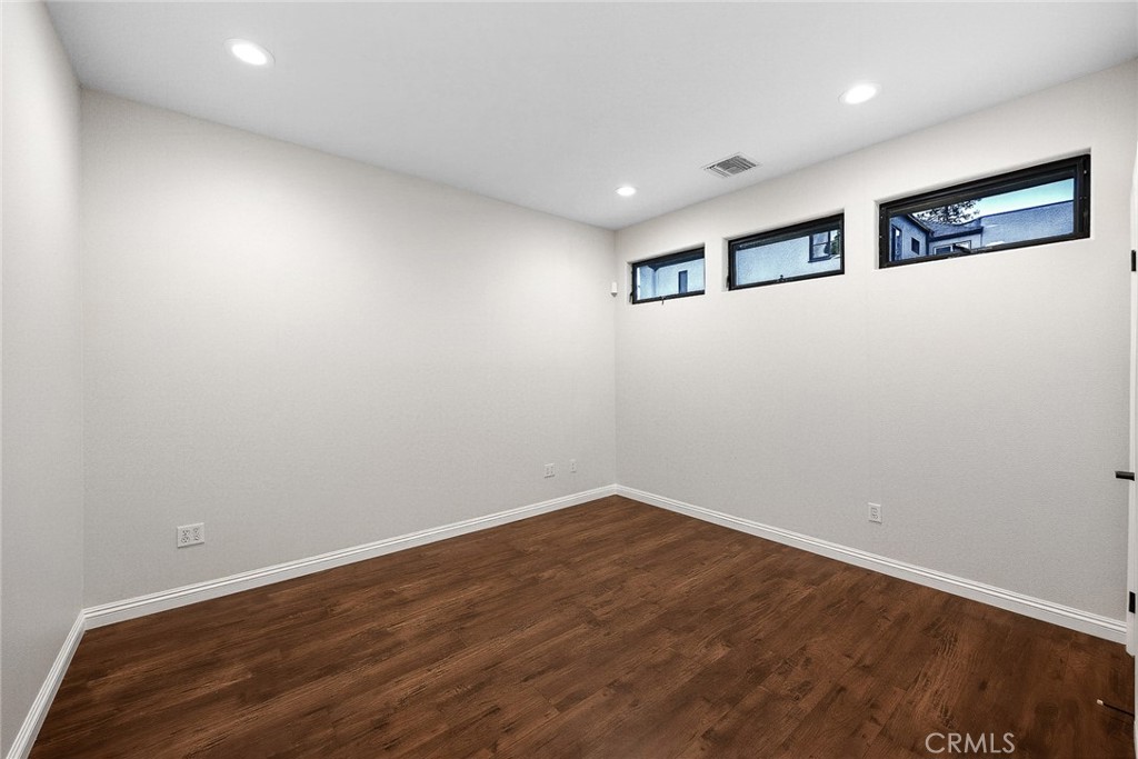 303 E FOOTHILL Boulevard