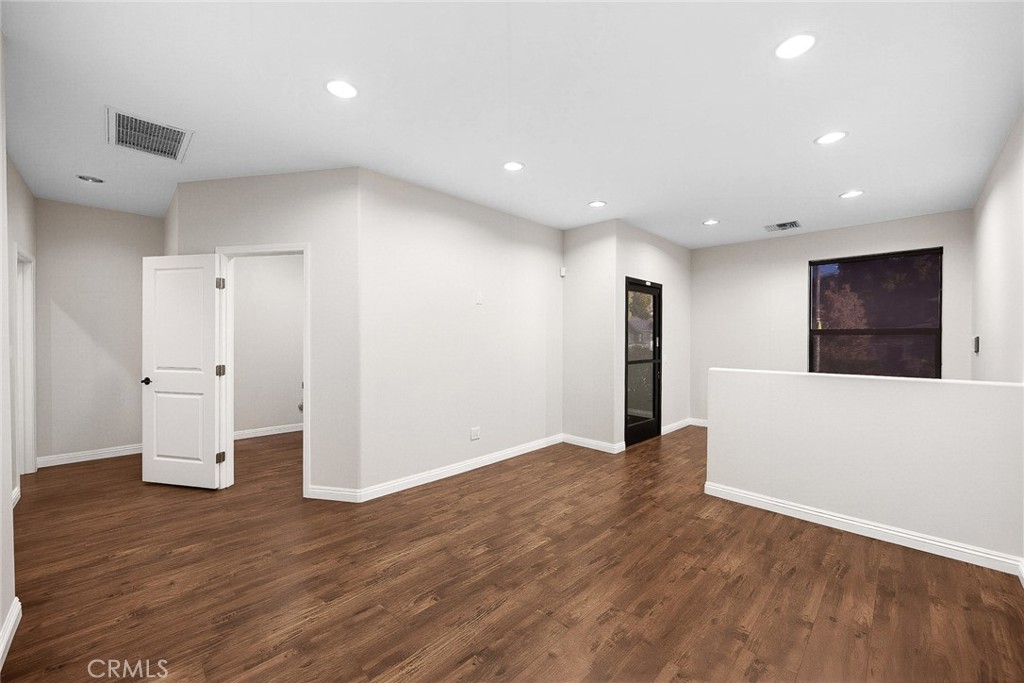 303 E FOOTHILL Boulevard