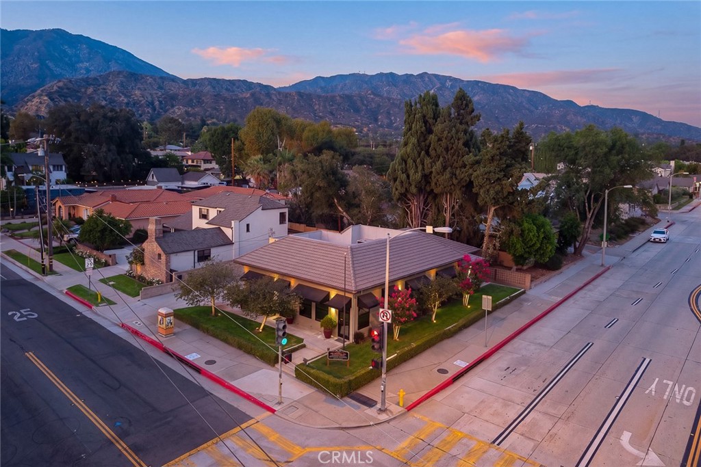 303 E FOOTHILL Boulevard