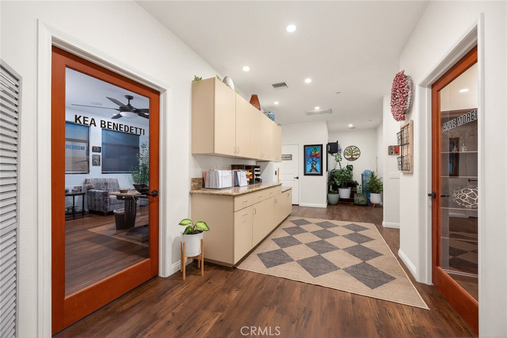 303 E FOOTHILL Boulevard