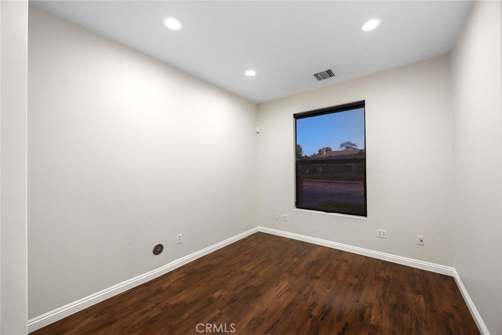 303 E FOOTHILL Boulevard