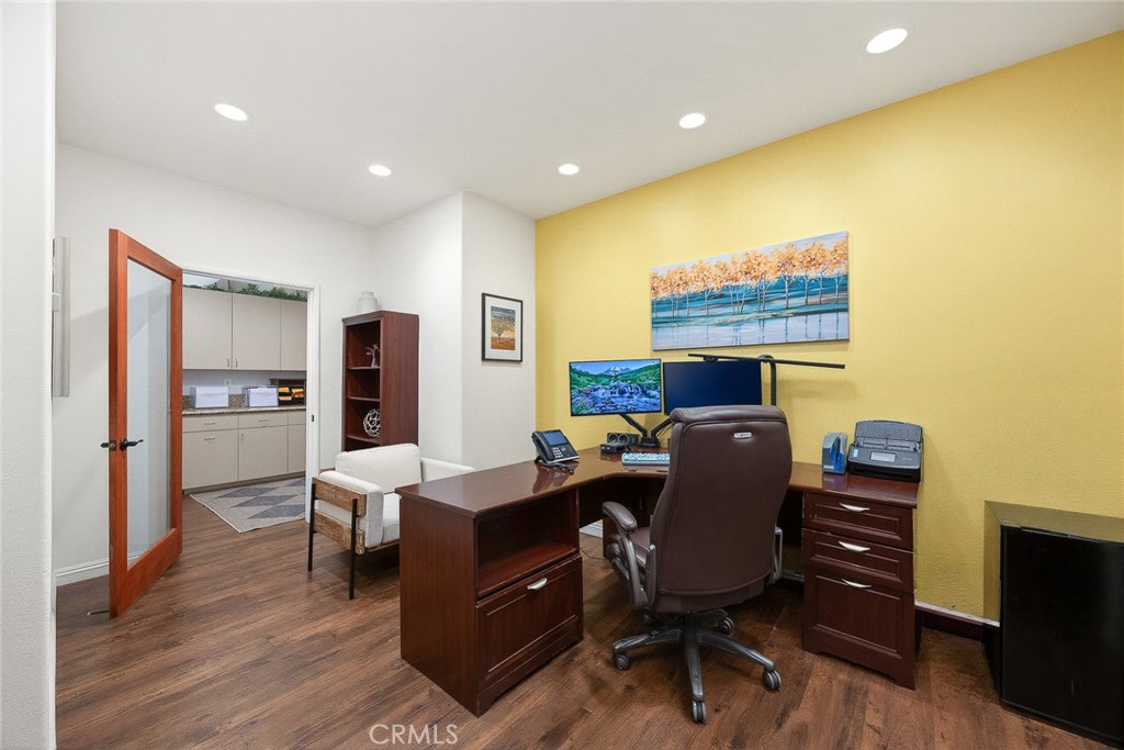 303 E FOOTHILL Boulevard
