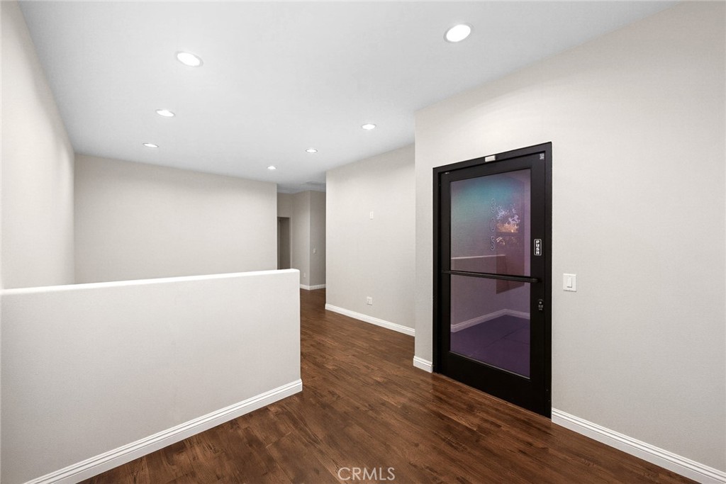 303 E FOOTHILL Boulevard