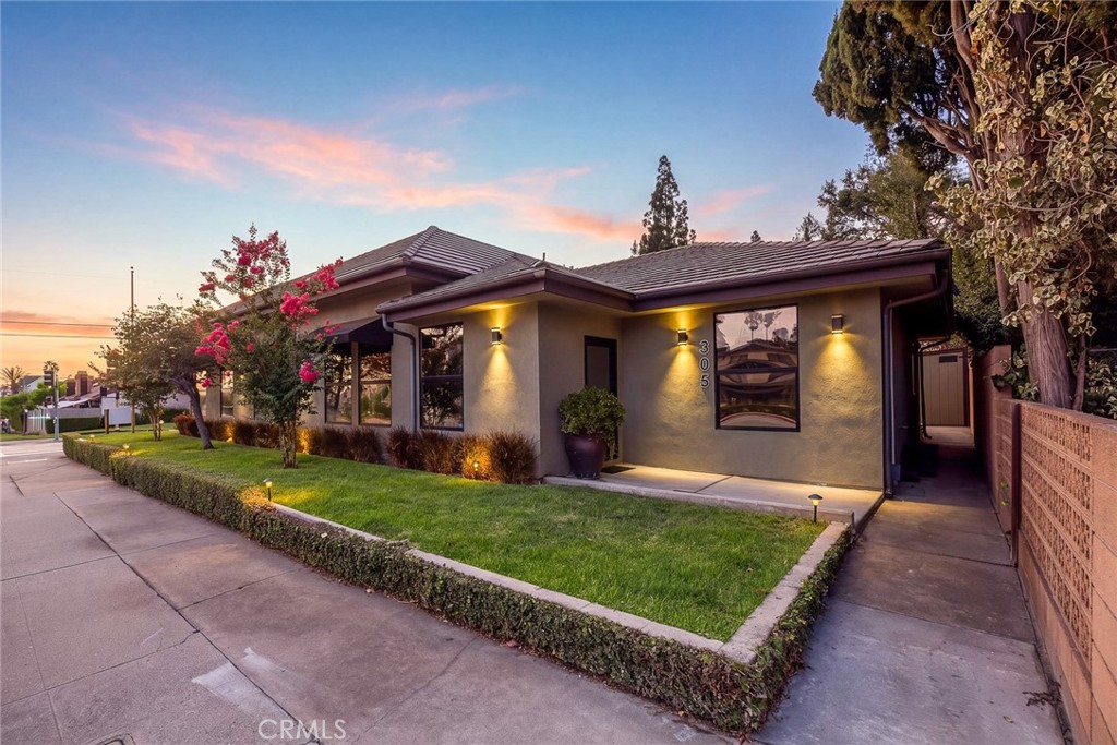 303 E FOOTHILL Boulevard