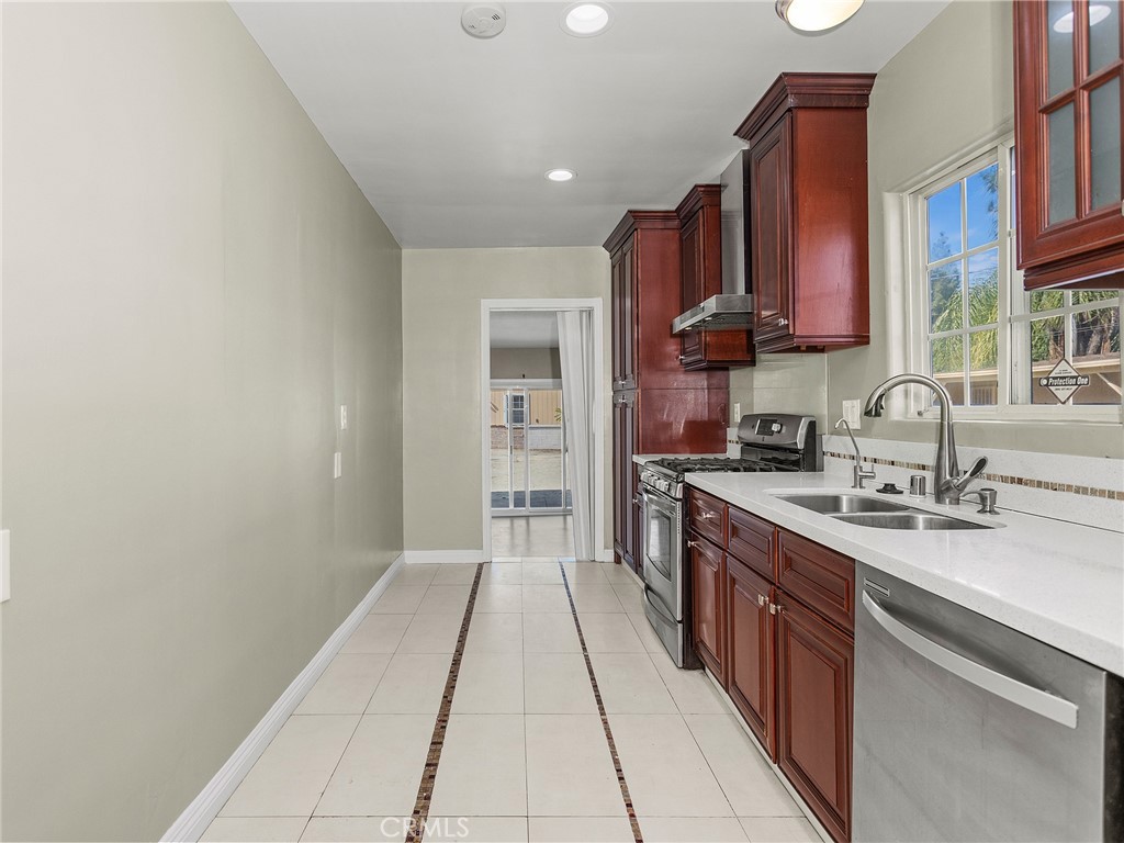 1611 Buena Vista Street