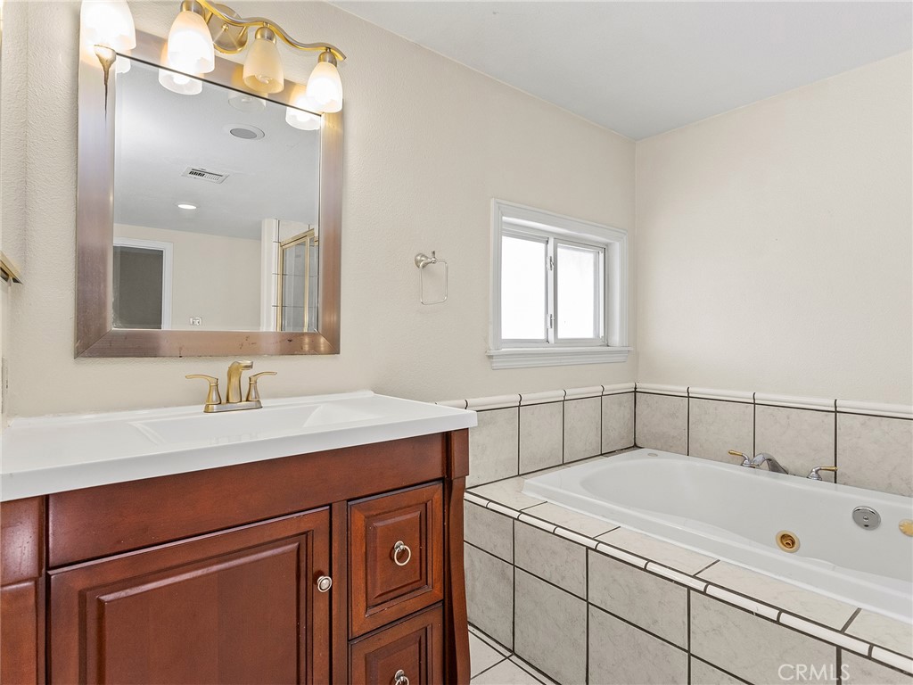 1611 Buena Vista Street