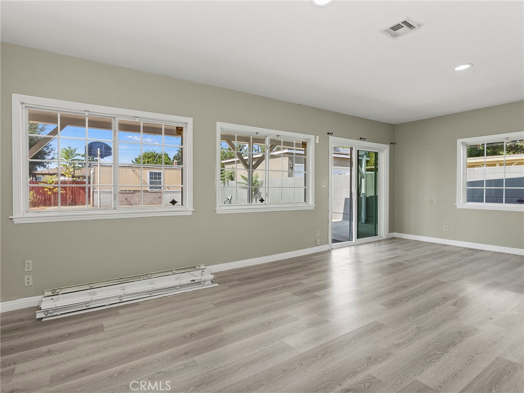 1611 Buena Vista Street