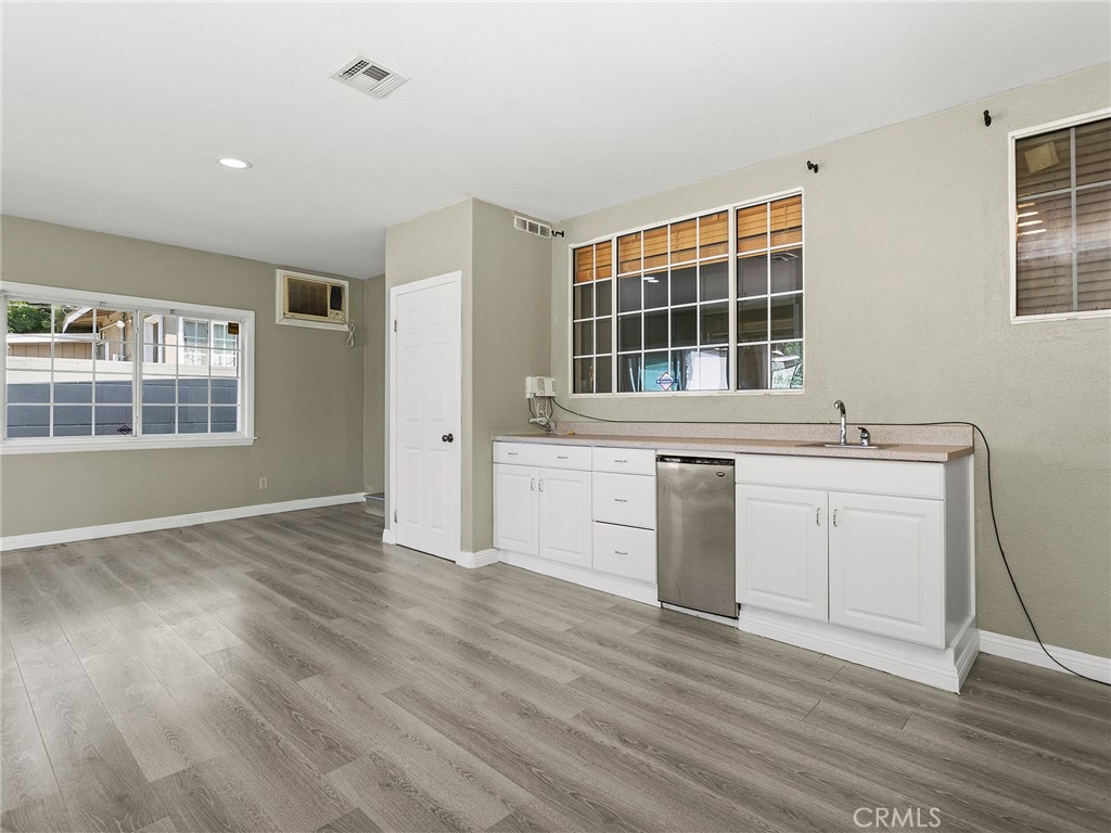 1611 Buena Vista Street