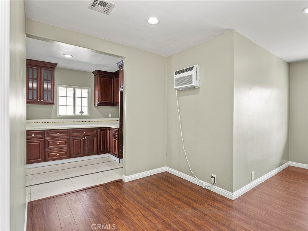 1611 Buena Vista Street