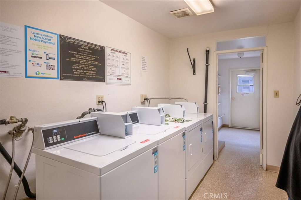 330 S Mentor Avenue 202