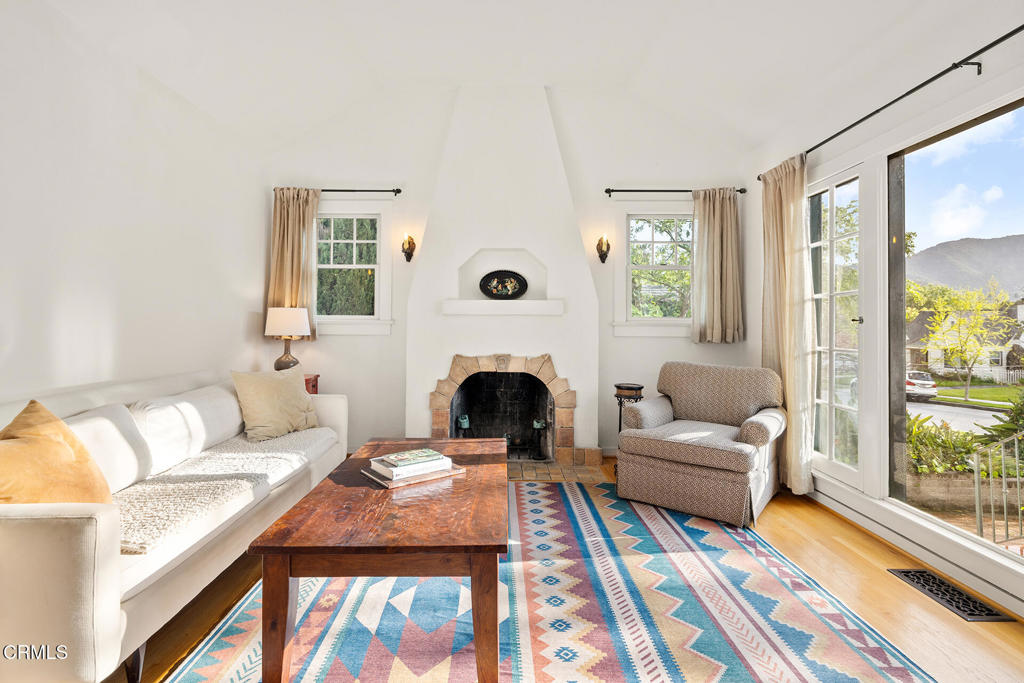 3416 Rosemary Avenue