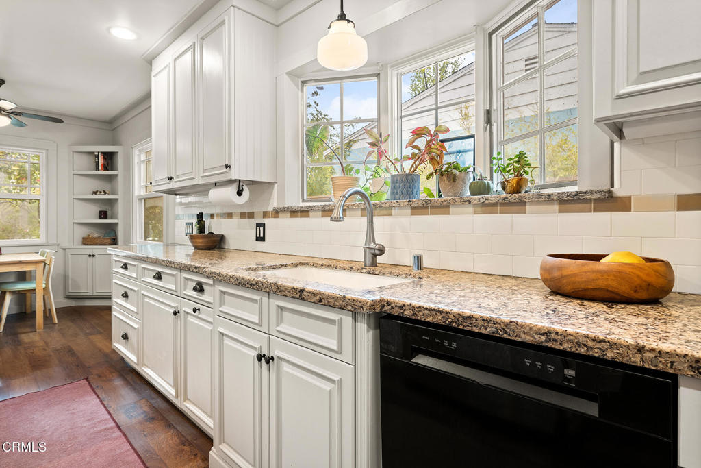 3416 Rosemary Avenue