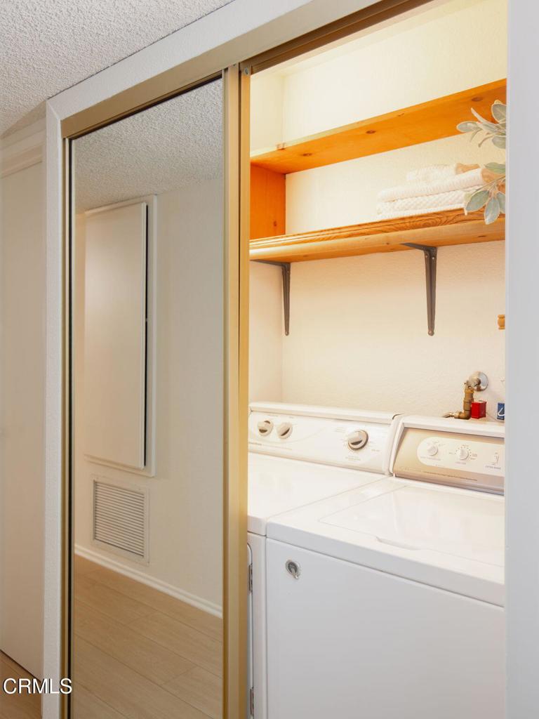 439 S Catalina Avenue 205