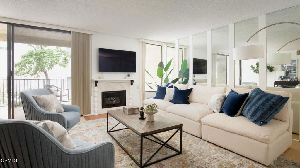 439 S Catalina Avenue 205