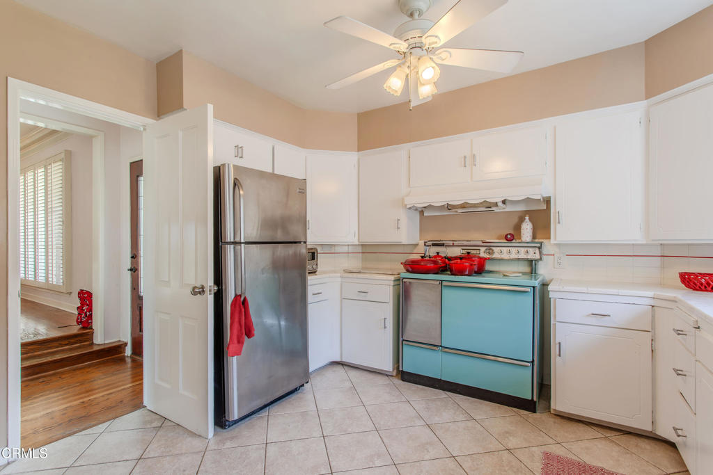 2727 Hollister Terrace