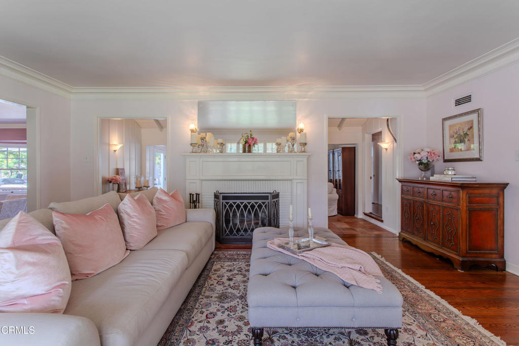 2727 Hollister Terrace