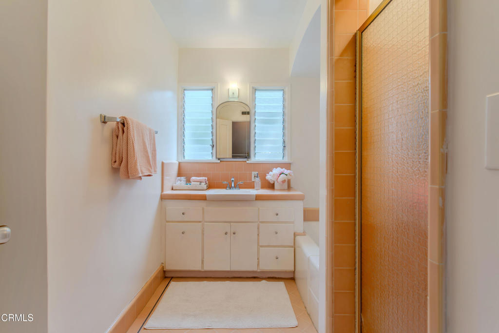 2727 Hollister Terrace