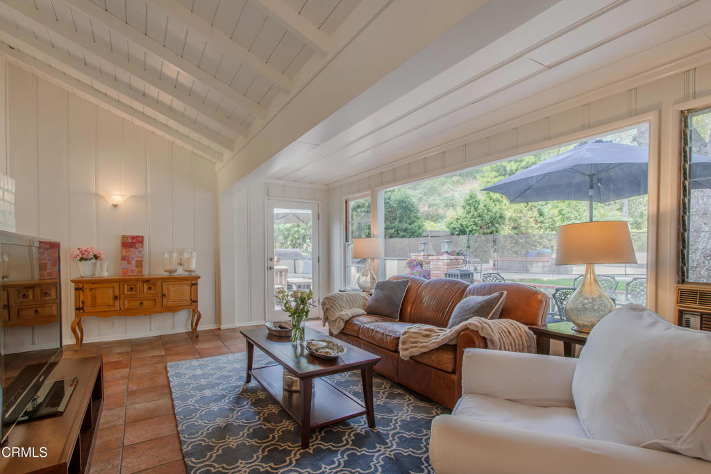 2727 Hollister Terrace