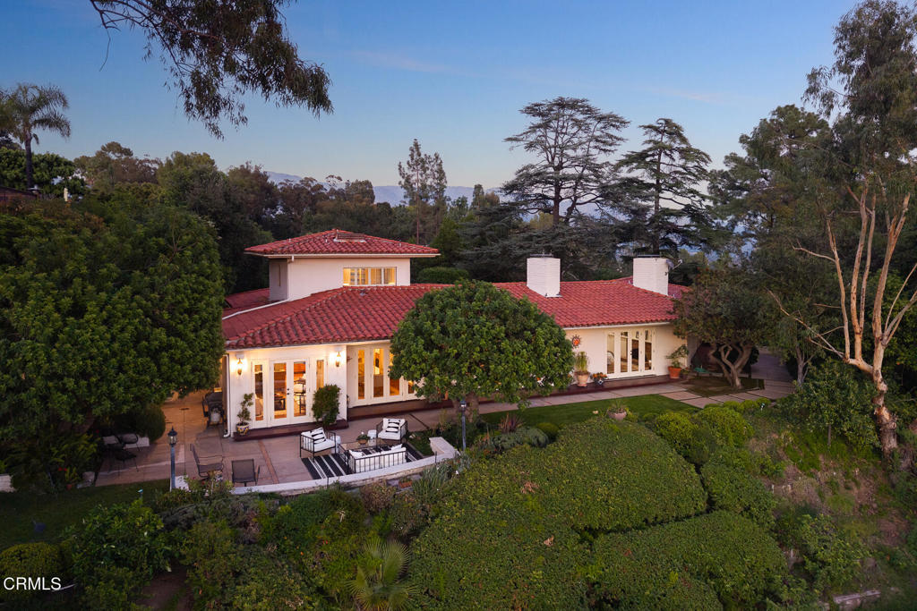 399 N San Rafael Avenue