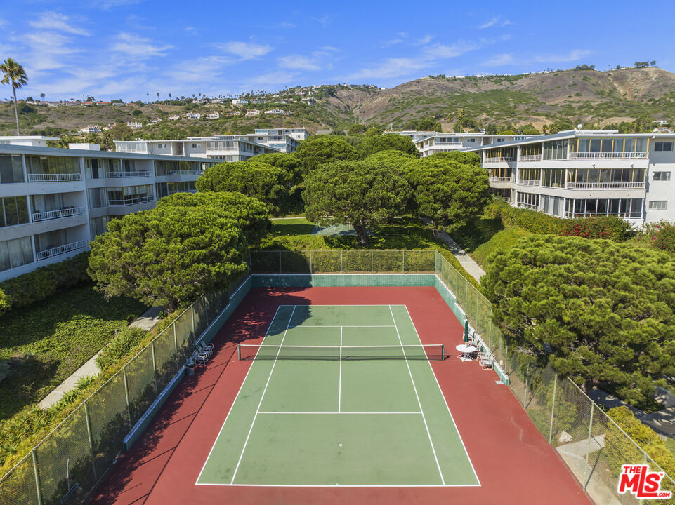 32724 Coastsite Dr Unit: 208