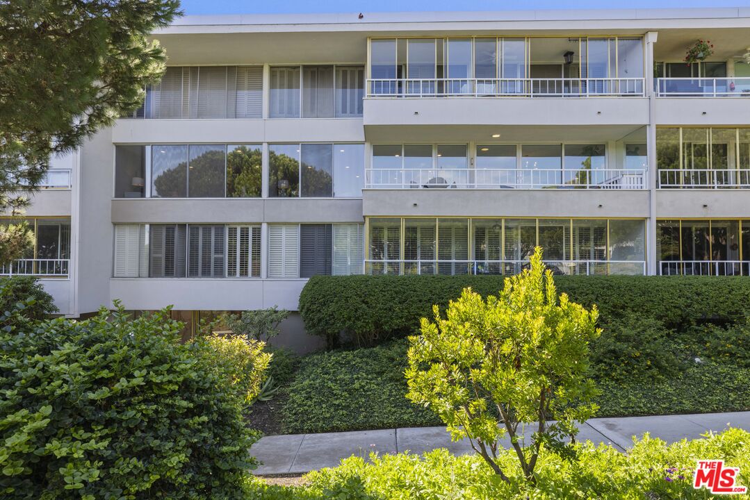 32724 Coastsite Dr Unit: 208