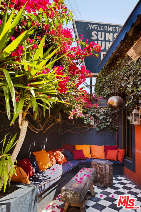 3924 W Sunset Blvd Unit: 8