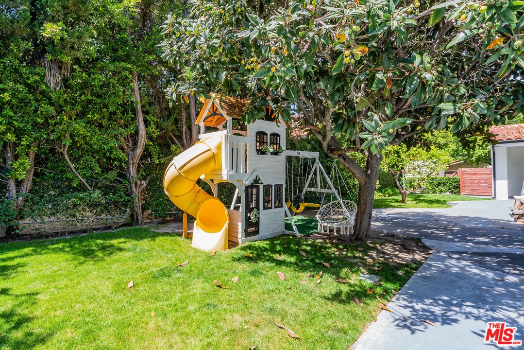 4020 Park Melinda