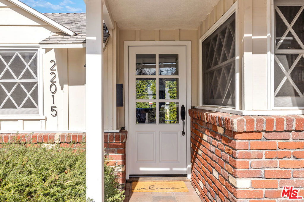 22015 San Miguel Street