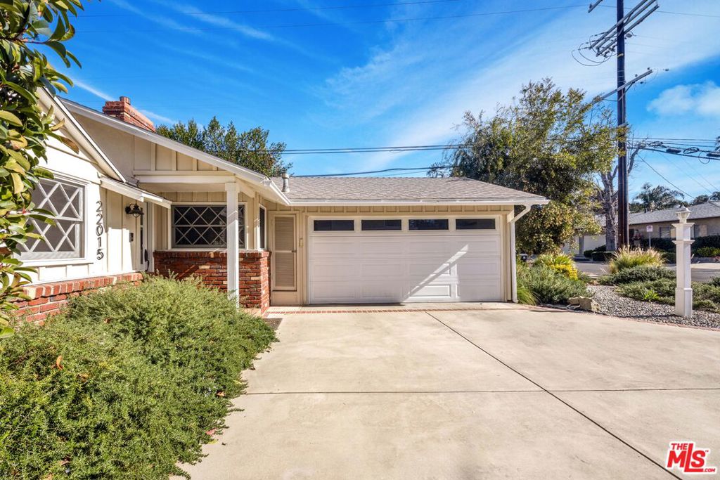22015 San Miguel Street