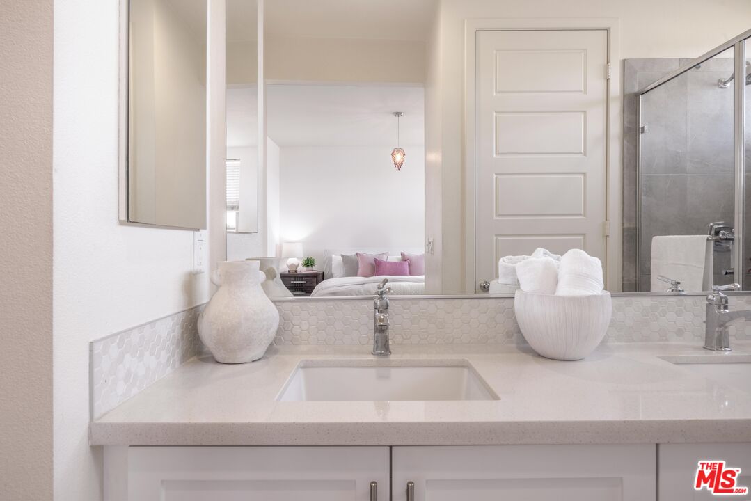 19508 Empire Ln