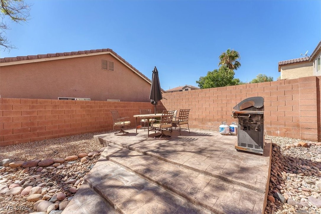 9941 Sharp Ridge Avenue