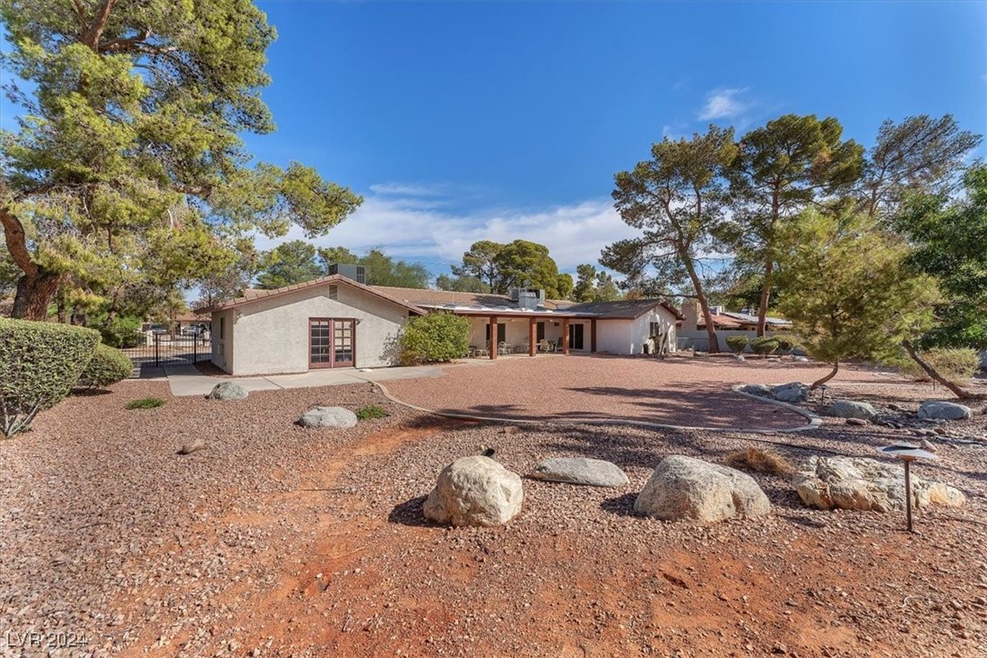 4011 Mountain View Boulevard