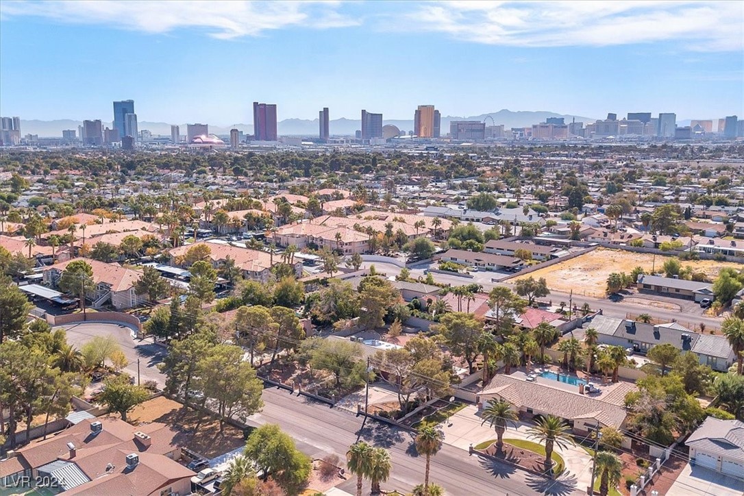 4011 Mountain View Boulevard