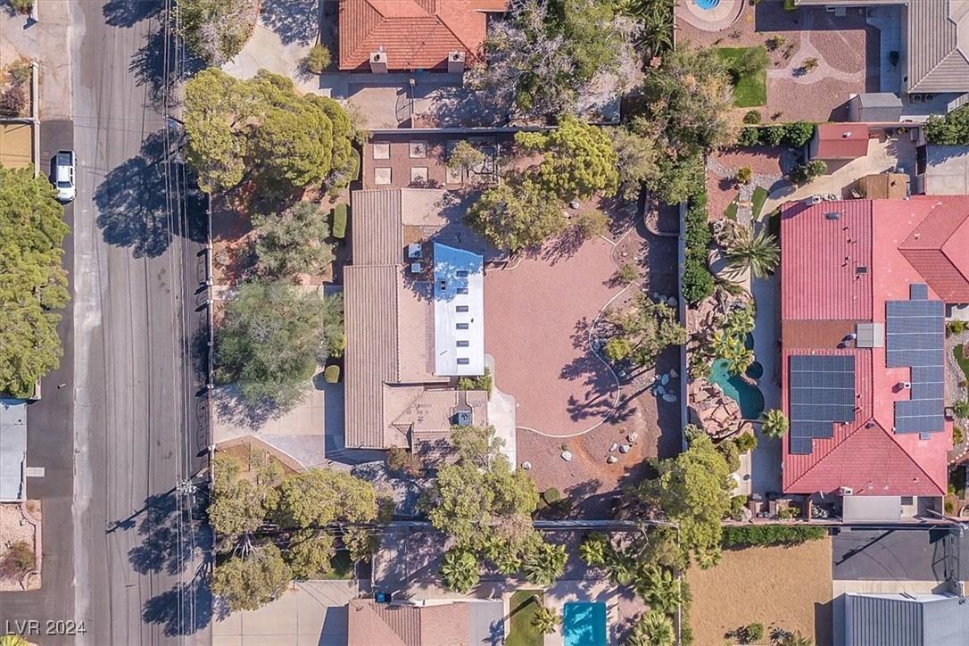 4011 Mountain View Boulevard