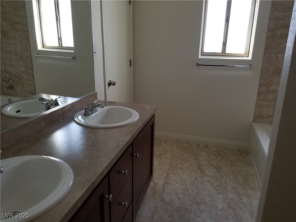 212 Orland Street 17