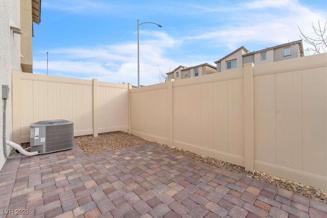 2814 Riverside Gold Court