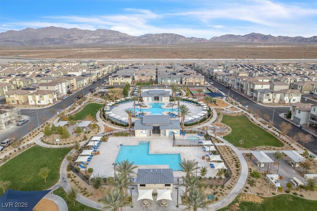 2814 Riverside Gold Court