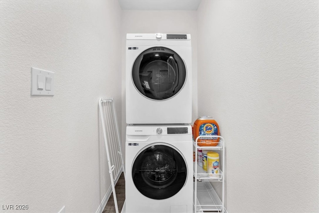 2814 Riverside Gold Court