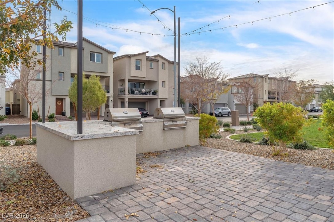 2814 Riverside Gold Court